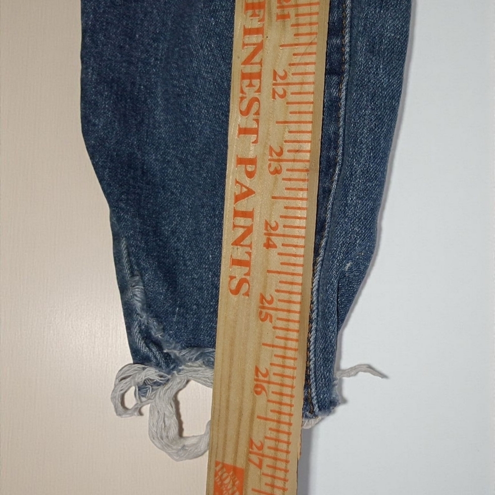 SALE!!! Tobi Denim Blue Denim Great Condition Distressed/Destroyed Jeans Sz. 26 - Picture 11 of 12